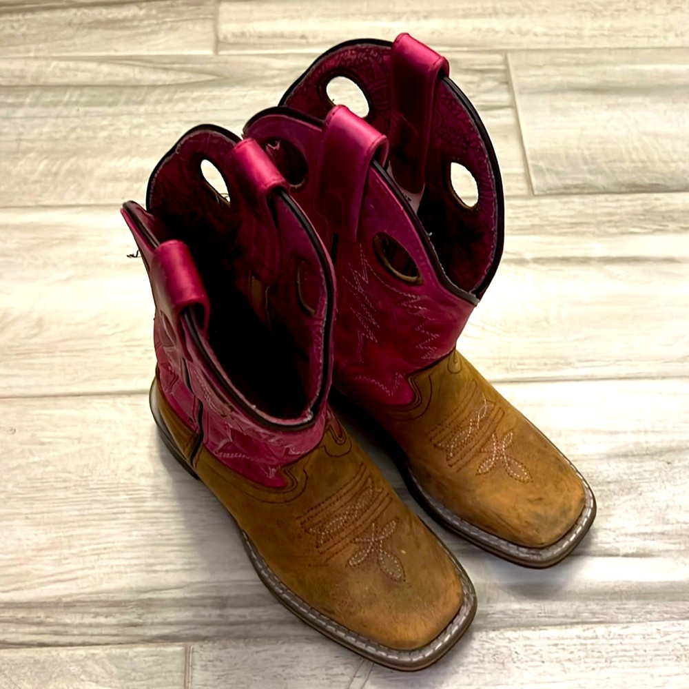 Girls Western boots by Shyanne